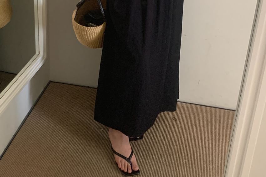 Thin Strap Solid Open Back Maxi A-Line Dress
