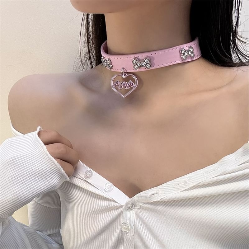 Choker Faux Leather Rhinestone Heart