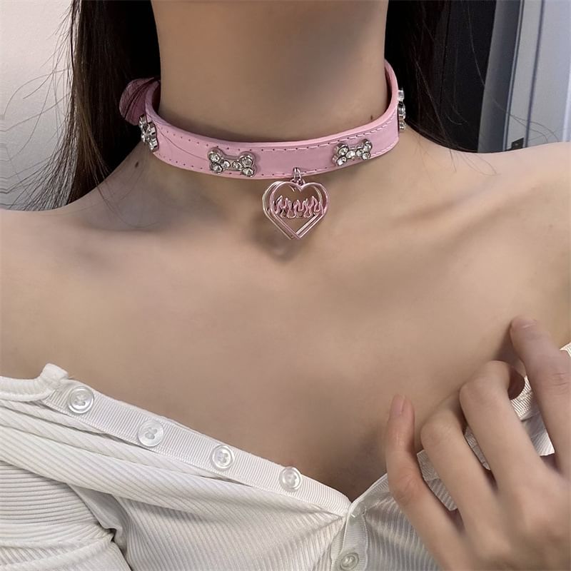 Choker Faux Leather Rhinestone Heart