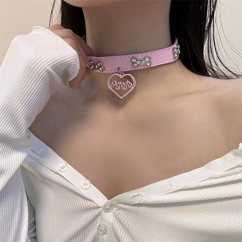 Choker Faux Leather Rhinestone Heart
