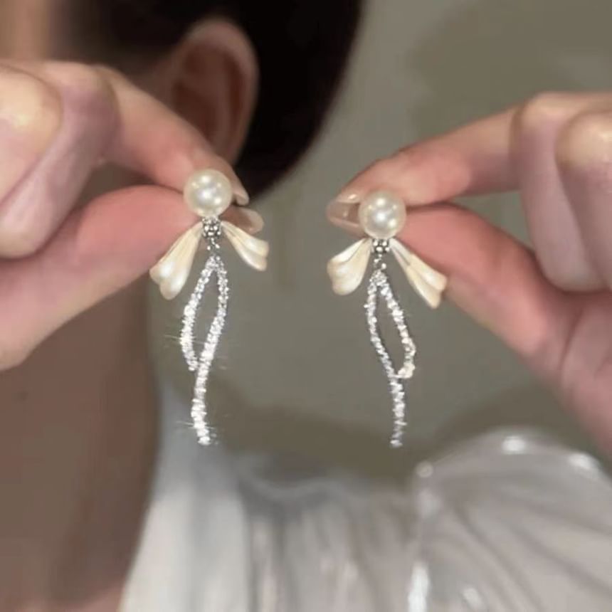 Drop Earring Rhinestone Bow