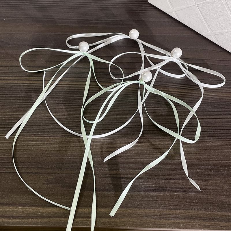 Pearl Bow Earring Faux