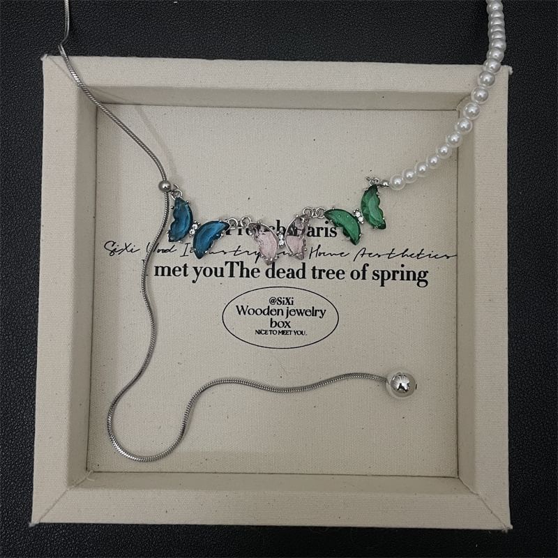 Faux Butterfly Necklace Rhinestone Pearl