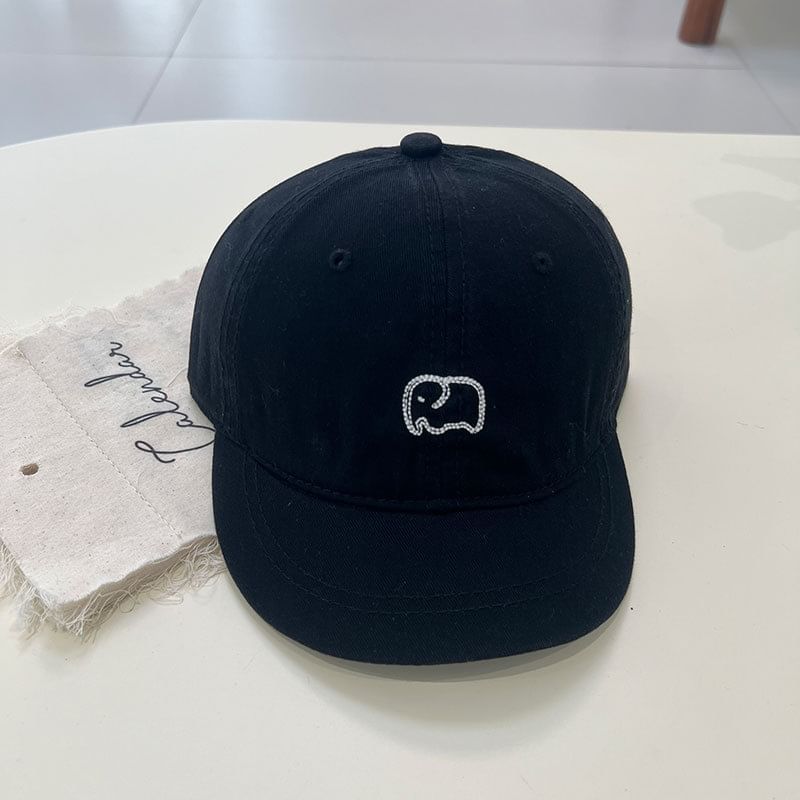 Elephant Brim Short Cap Embroidered