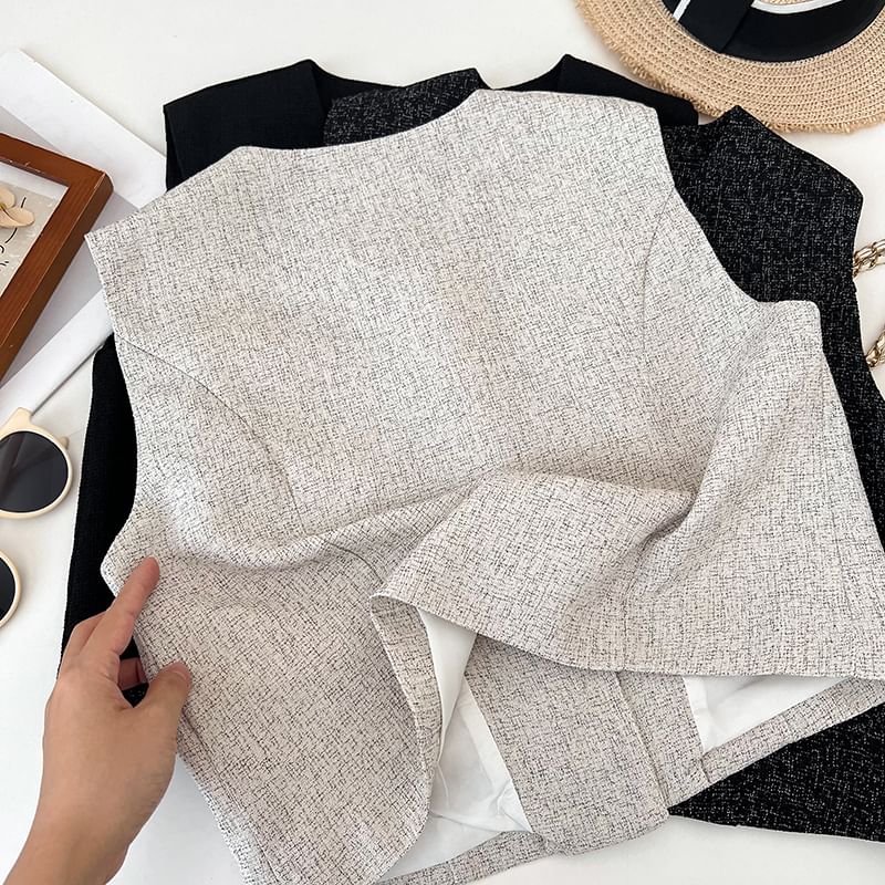 Round Neck Button Vest