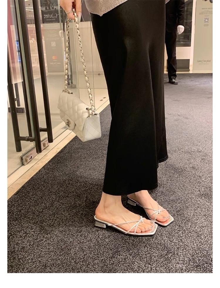 Knotted Thong Sandals