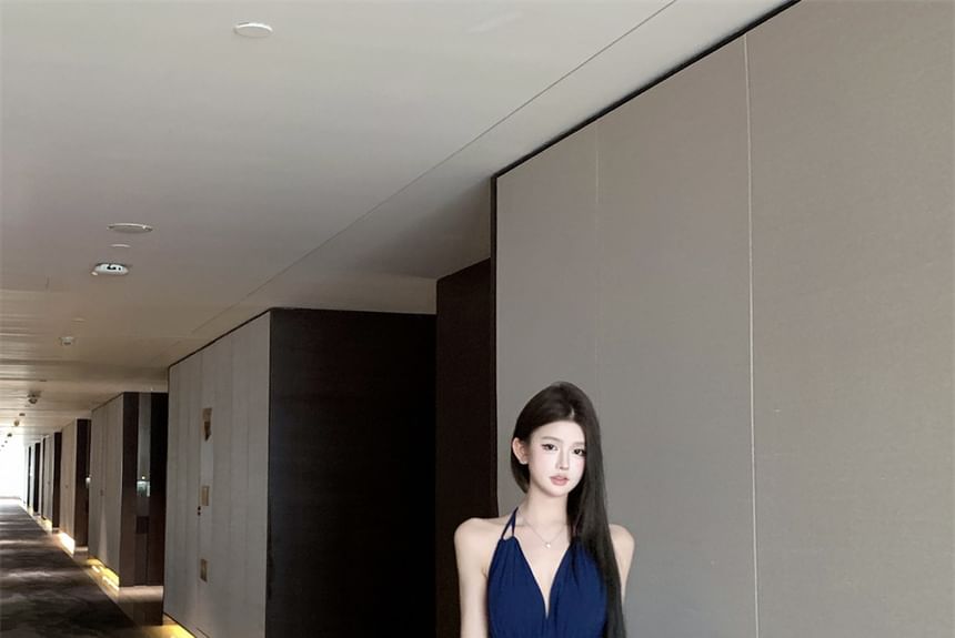 Plain Side-Slit A-Line Maxi Dress Halter