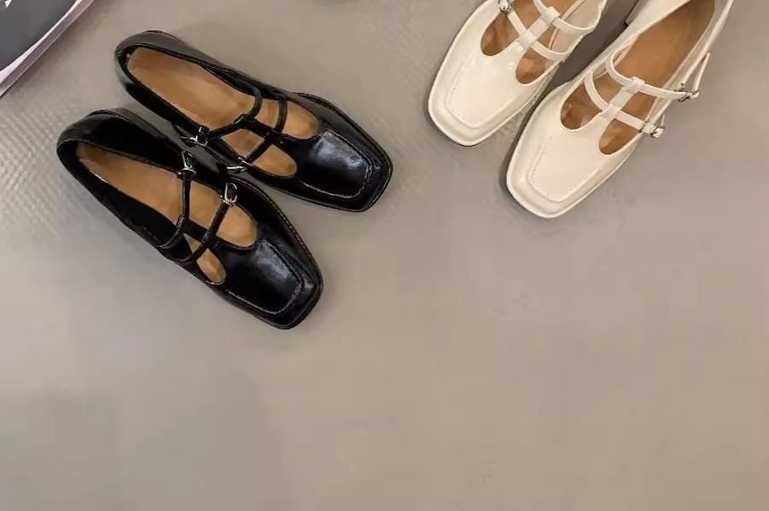 Chunky Heel Square Toe T-Strap Plain Mary Jane Pumps
