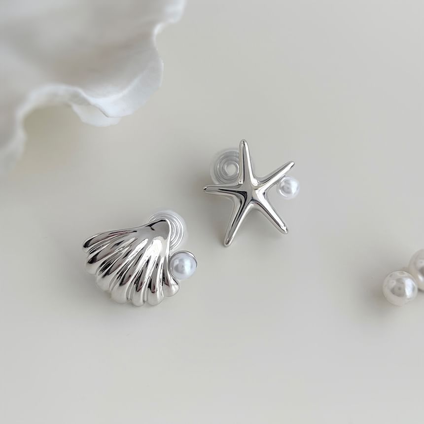 Starfish Clip Shell Asymmetrical On Faux Earring Pearl