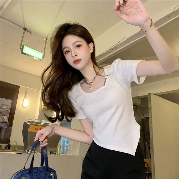 Plain Short-Sleeve Neck Crew Asymmetrical Tee