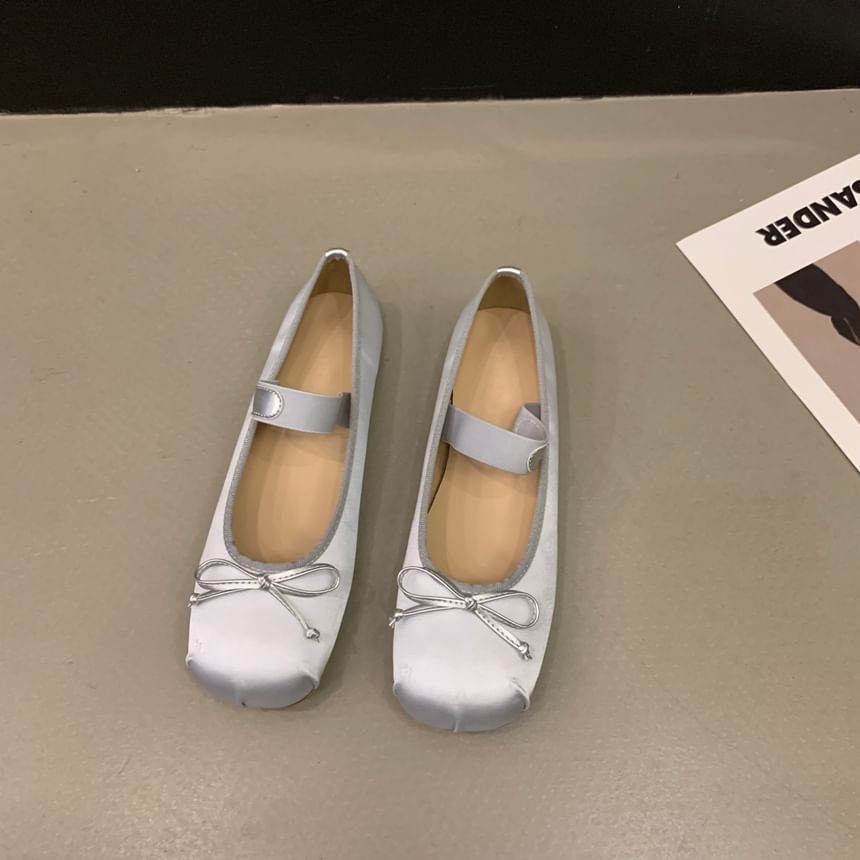 Mary Square Bow Toe Jane Flats