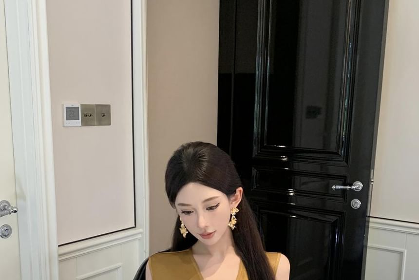 Sheath Slit Ruched Sleeveless V-Neck Wrap Plain Dress Maxi