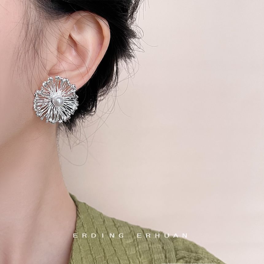 Floral Faux Pearl Alloy Stud Earring