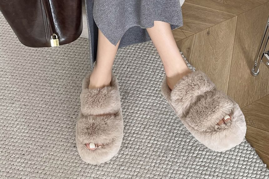 Fleece Plain Slide Sandals