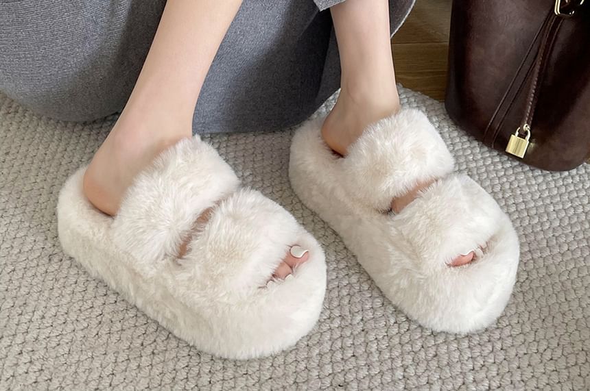 Fleece Plain Slide Sandals