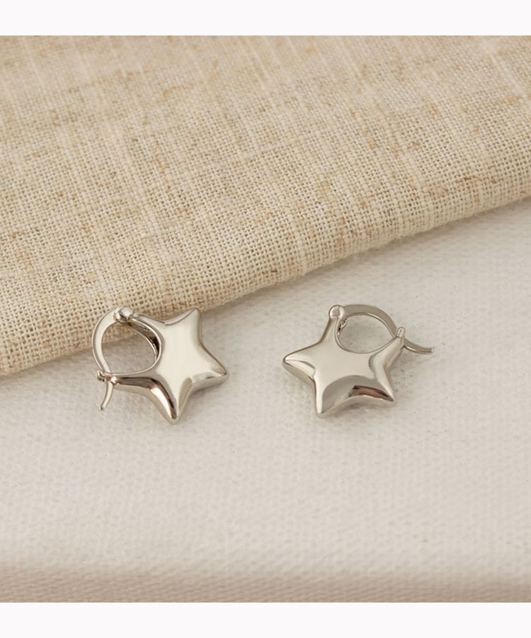 Earring / Huggie Clip-On Star