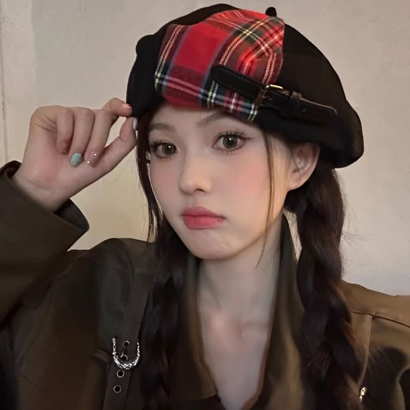 Beret Panel Plaid