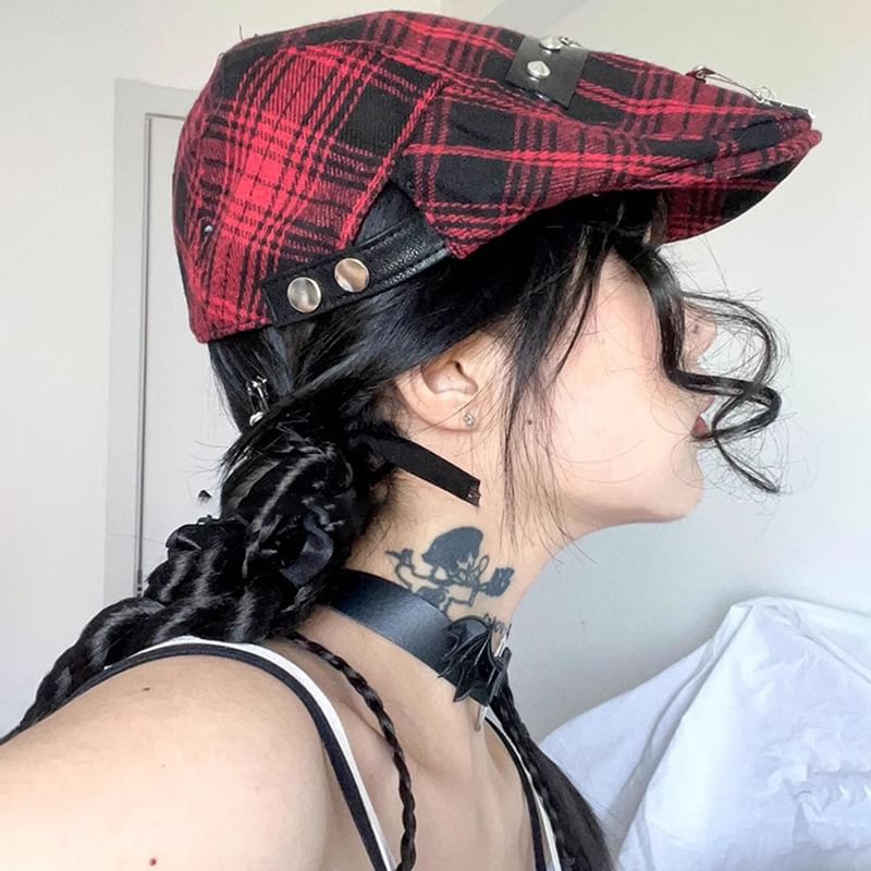 Accent Pin Plaid Cap Newsboy
