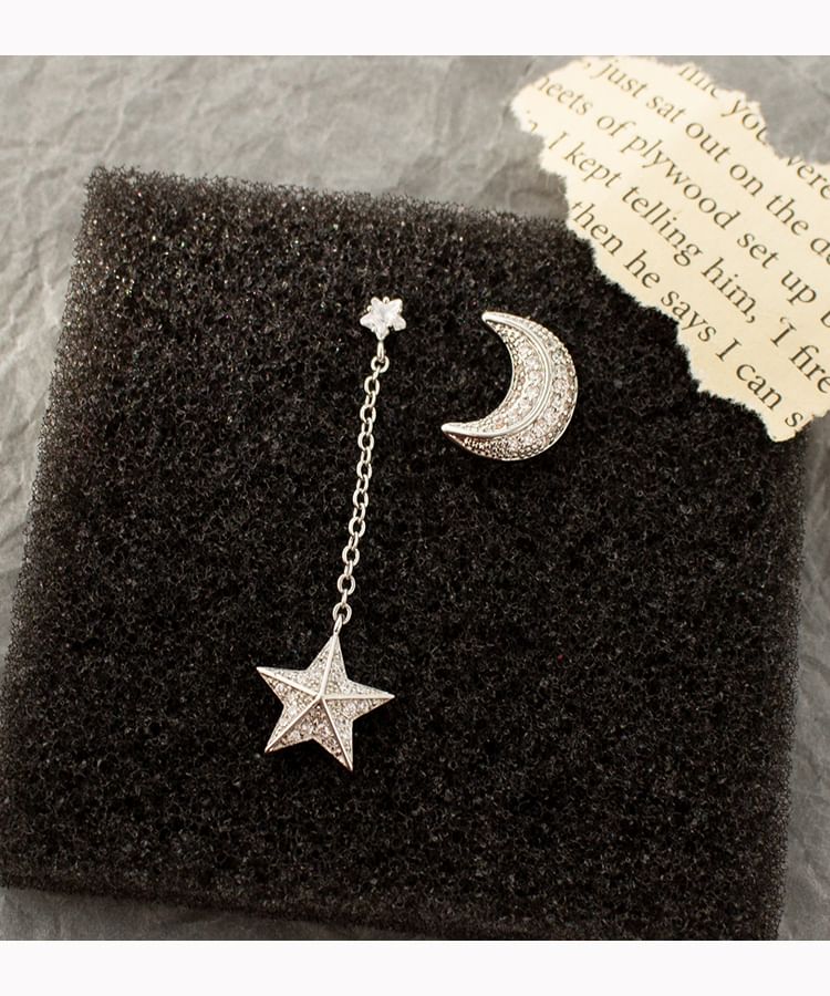 Moon Asymmetrical Star Dangle Alloy Earring
