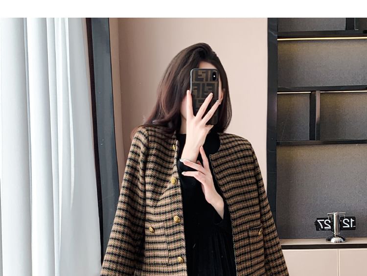 Crew Neck Plaid Button-Up Crop Jacket