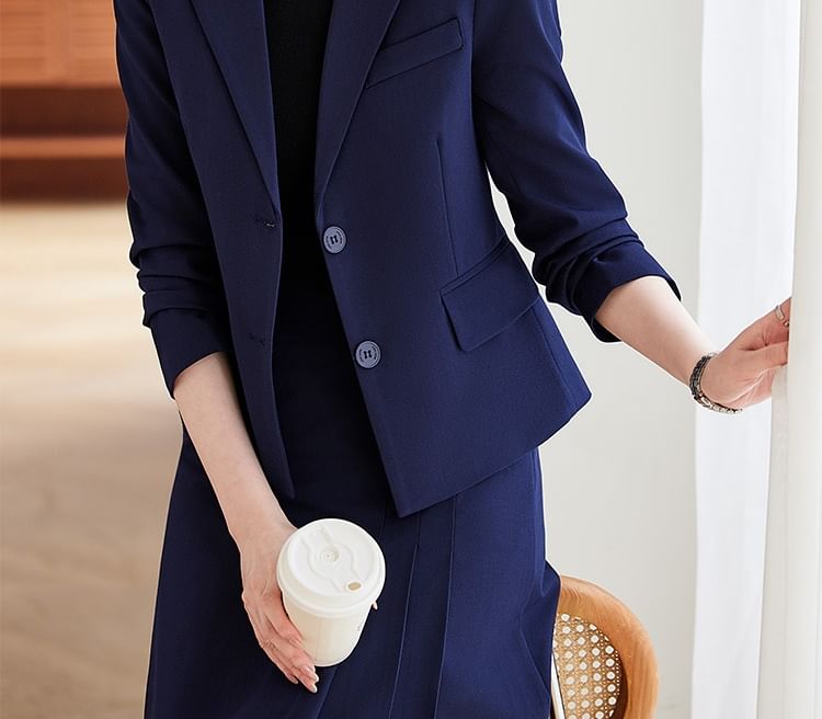 Notched-Lapel Single-Breasted Blazer with Pleated Flare Skirt Set