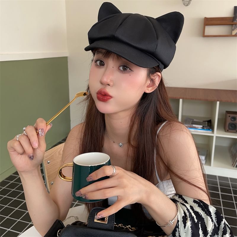 Cat Newsboy Ear Cap
