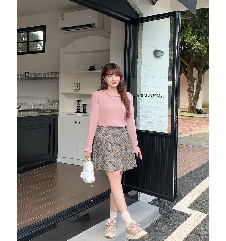 High-Waist Checkered Pleated Mini A-Line Skirt