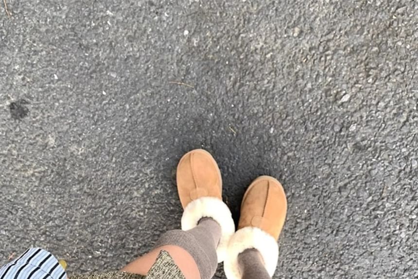 Long-Sleeve Striped Button-Up Shirt / Crew Neck Tweed Crop Vest / High Waist Pleated Mini A-Line Skirt / Set