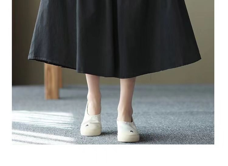 Elastic Waist Pleated Midi Flared Skirt in Solid Tone