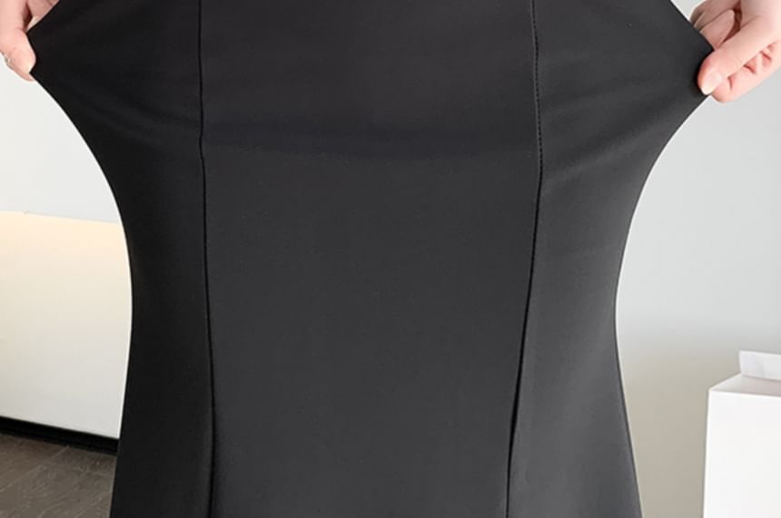 High-Rise Slit Mermaid Hem Midi Skirt