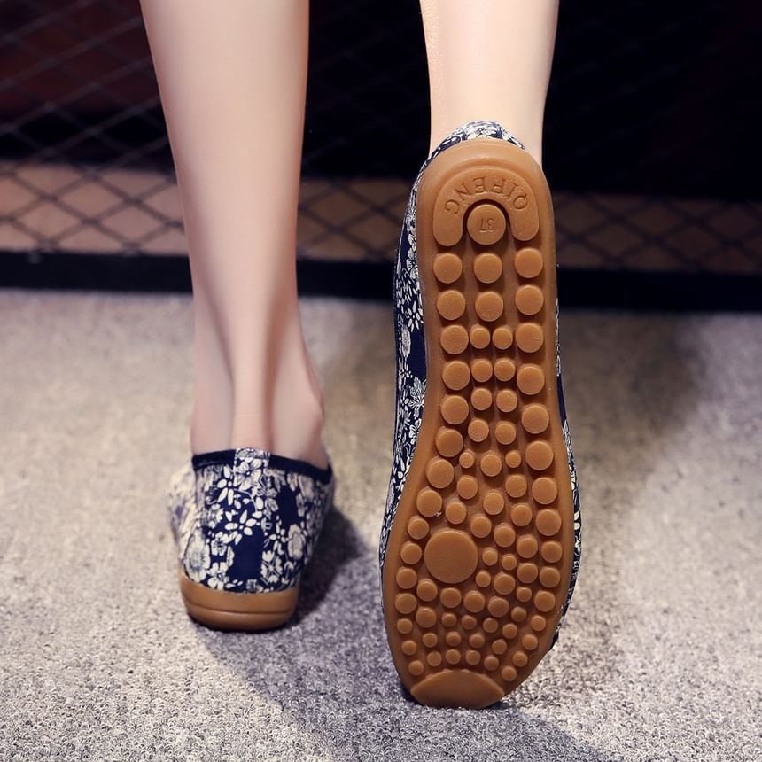 Flats Embroidered Textile