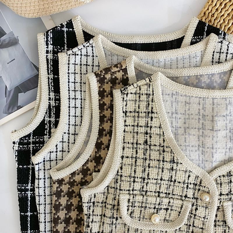 V-Neck Houndstooth Button Cropped Vest