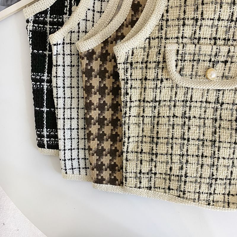 V-Neck Houndstooth Button Cropped Vest