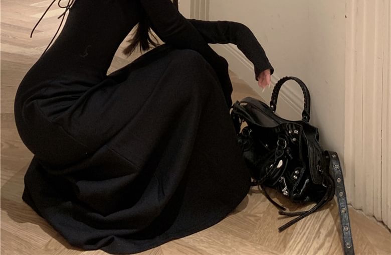 A-Line Long-Sleeve Maxi Back Round Plain Open Neck Dress