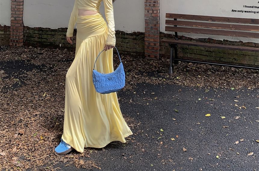 Fit Long-Sleeve Slim A-Line Crop + Plain Set: Maxi Skirt Off-Shoulder Tee High Waist