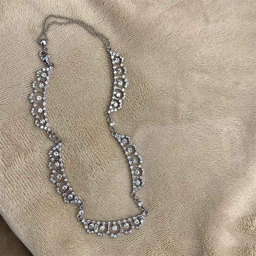 Faux Pearl Pendant Necklace / Rhinestone Lace-Shaped Necklace