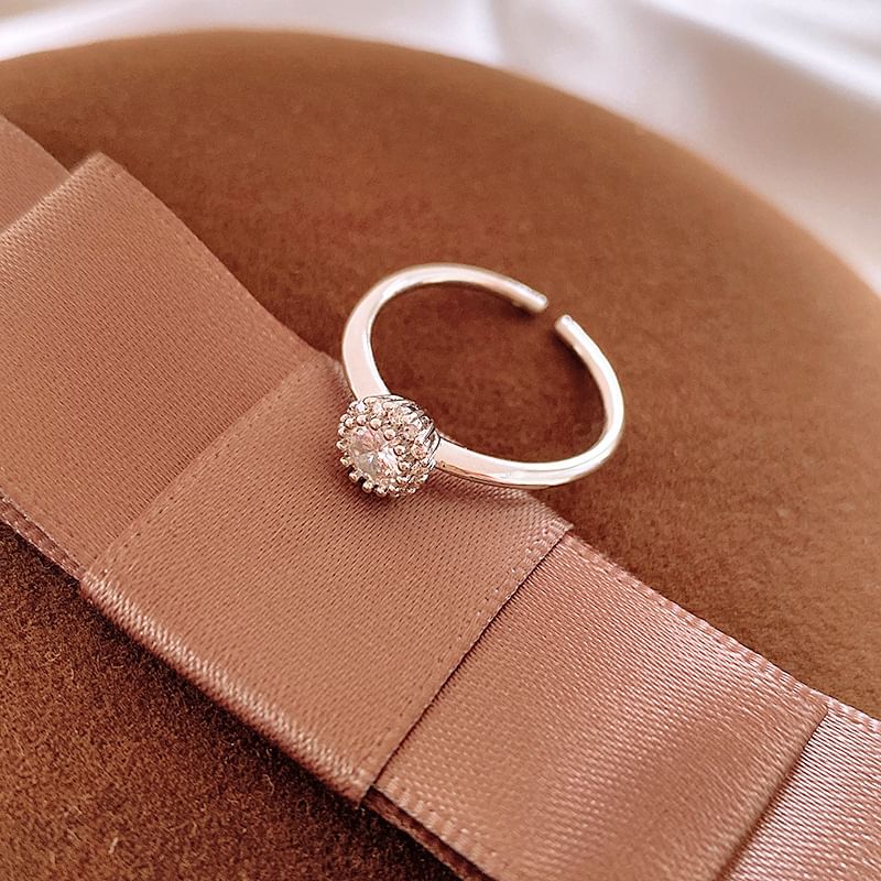 Ring / Rhinestone Faux Smiley Pearl Face