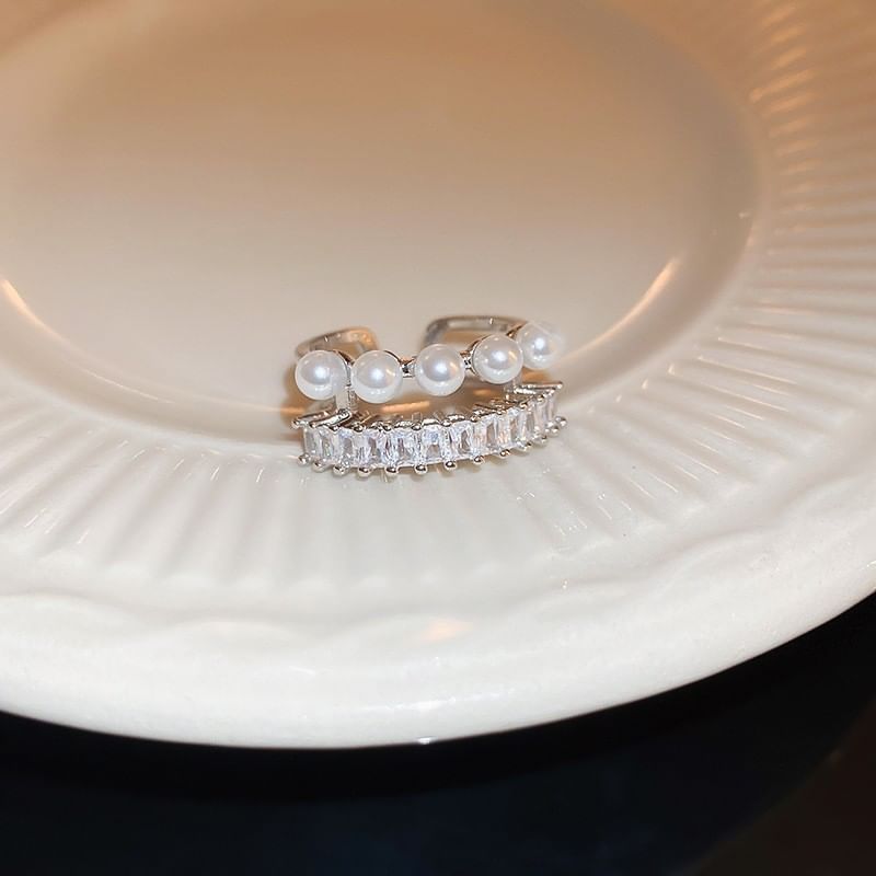 Freshwater Ring Open Pearl