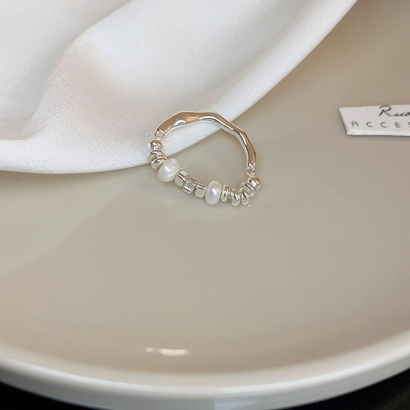 Freshwater Ring Open Pearl