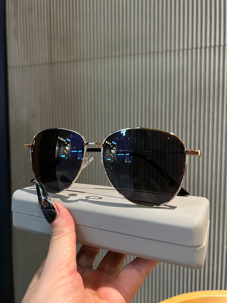 Frame Polished Sunglasses Metal