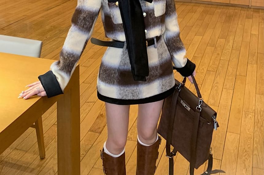 Trim / Bow Crop Contrast Accent Crew Skirt Jacket Rise Button-Up High Plaid Pencil Mini Neck