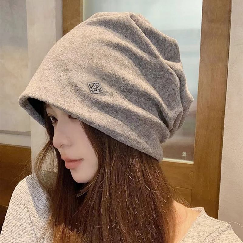 Letter B Plate Beanie Metal Slouchy