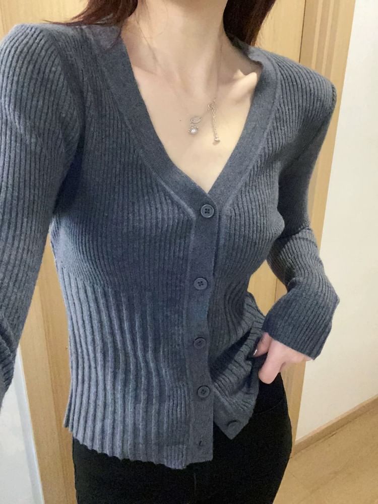 Ribbed V-Neck Cropped Knit Cardigan