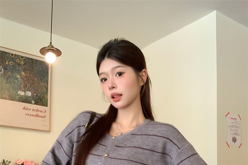 Crew Neck Striped Knit Cardigan