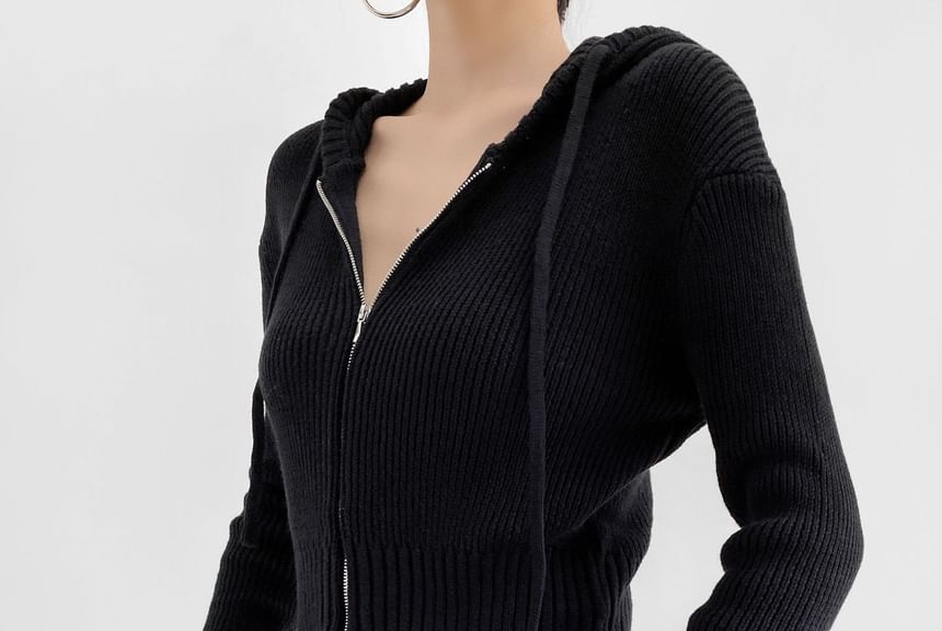 Long Sleeve Solid Ribbed Zip-Up Knit Jacket