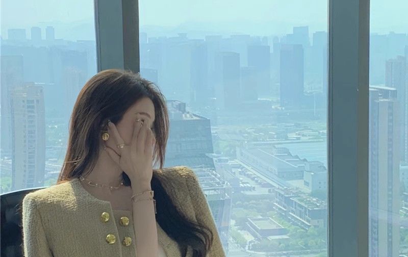 Long Sleeve Round Neck Button Up Cropped Tweed Jacket