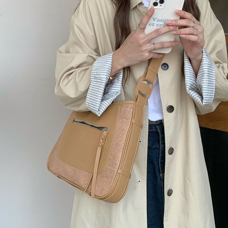 Faux Leather Shoulder Zip Bag Panel