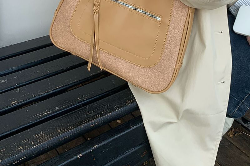 Faux Leather Shoulder Zip Bag Panel