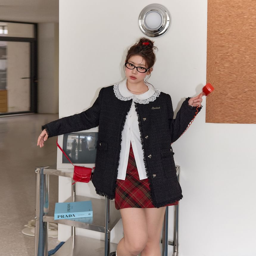 Plus Size Round Neck Plain Fray Tweed Heart Button Jacket