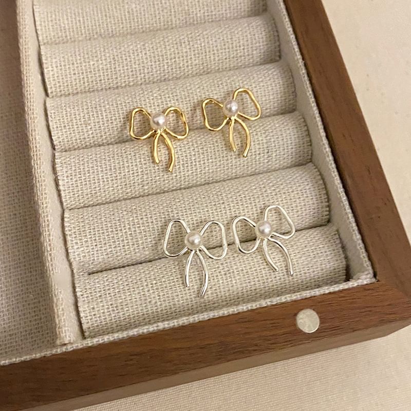 Pearl Faux Earring Stud Ribbon